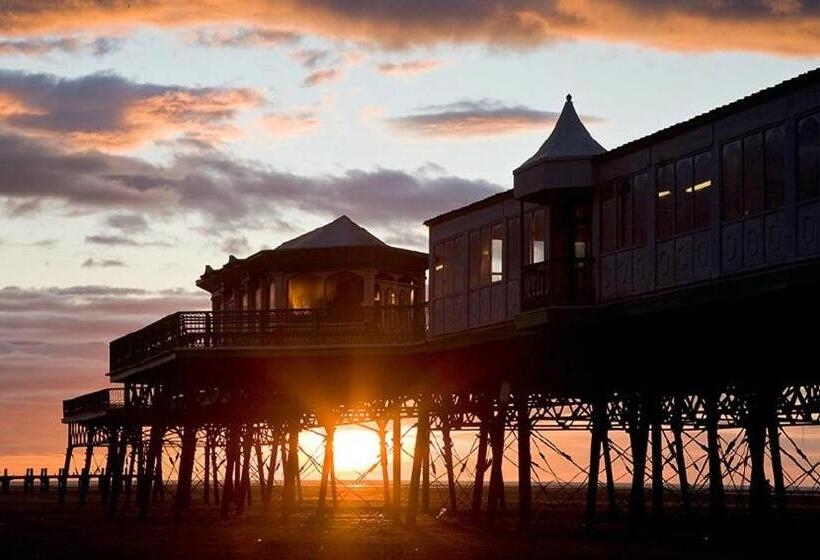 مبيت وإفطار Esjays At Knowles House