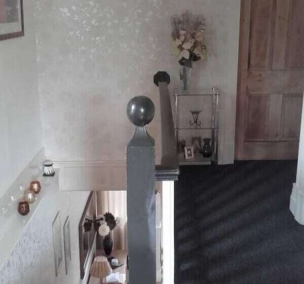 مبيت وإفطار Esjays At Knowles House