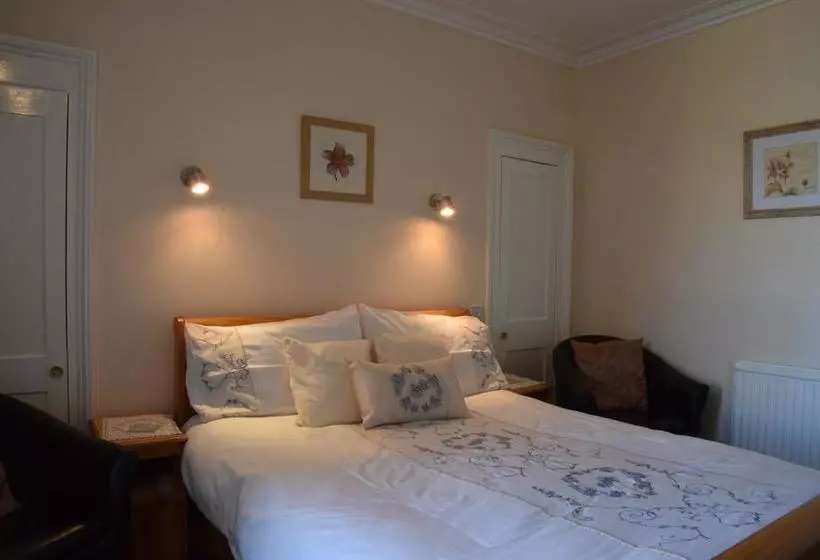ベッドアンドブレックファースト Kingsleigh Guest House