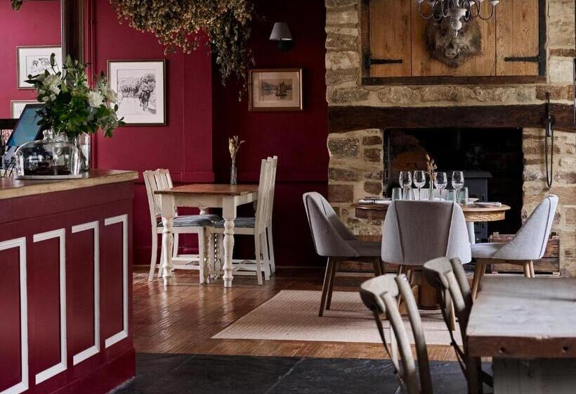 Bed and Breakfast The Barrington Boar