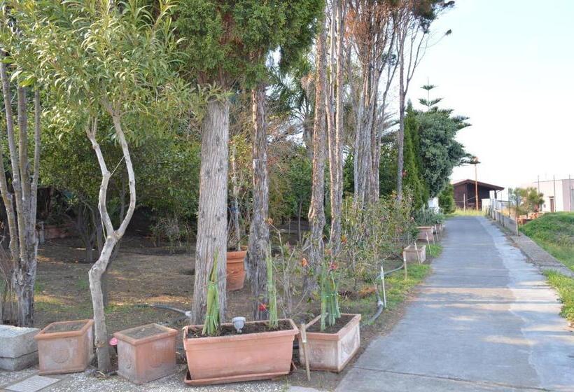 فندق B&b Il Giardino Segreto