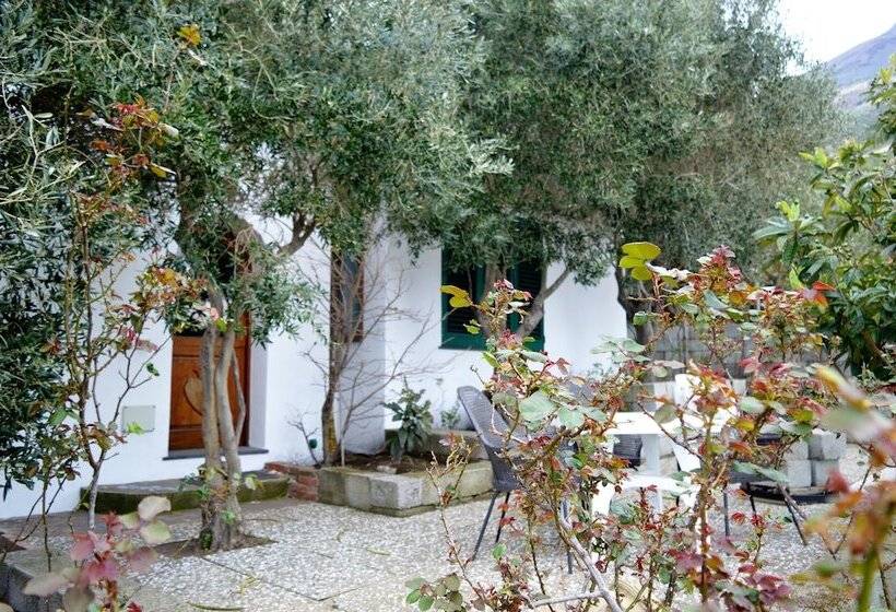 فندق B&b Il Giardino Segreto