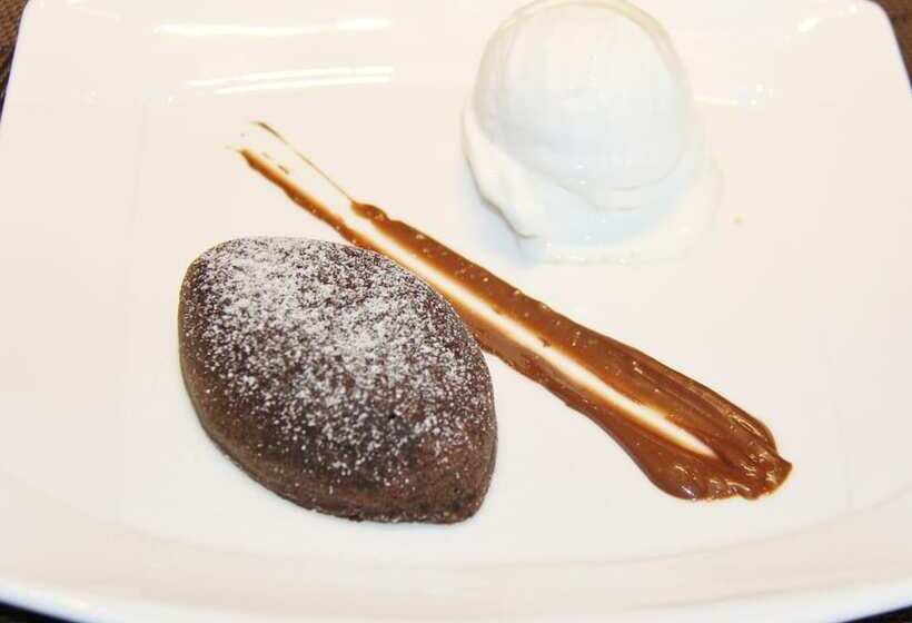 בית מלון כפרי Eska