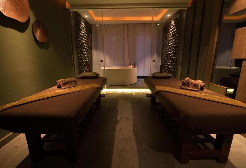 בית מלון כפרי Eska