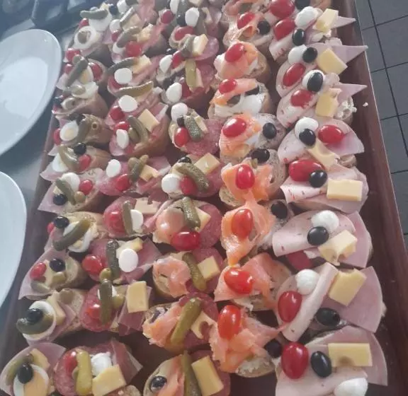هتل Gasthof Falter