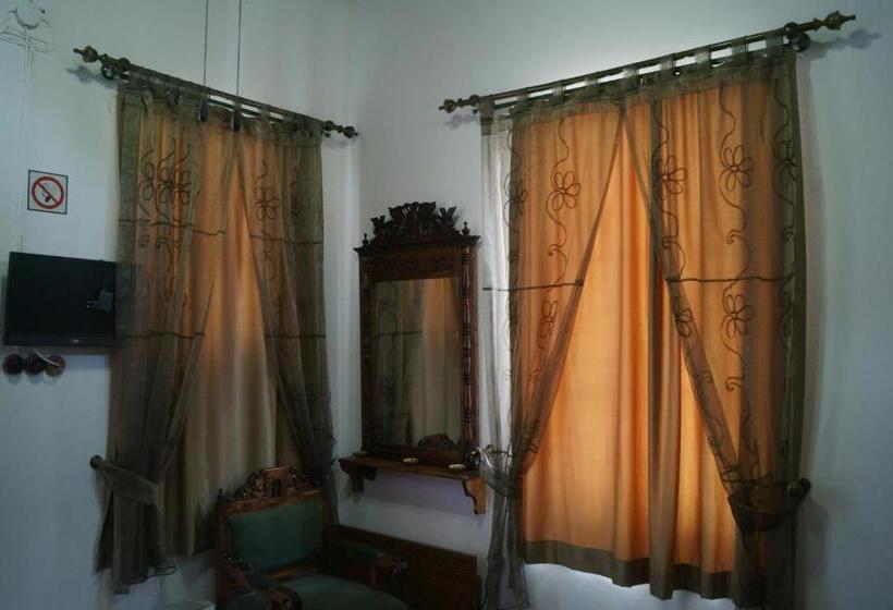 هتل Gul Hanim House Boutique