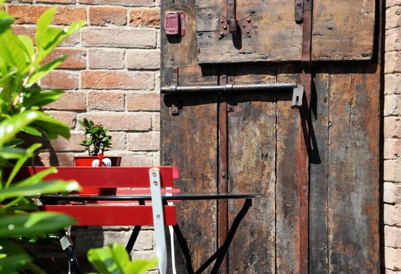 ホテル L'albero Di Gamelì