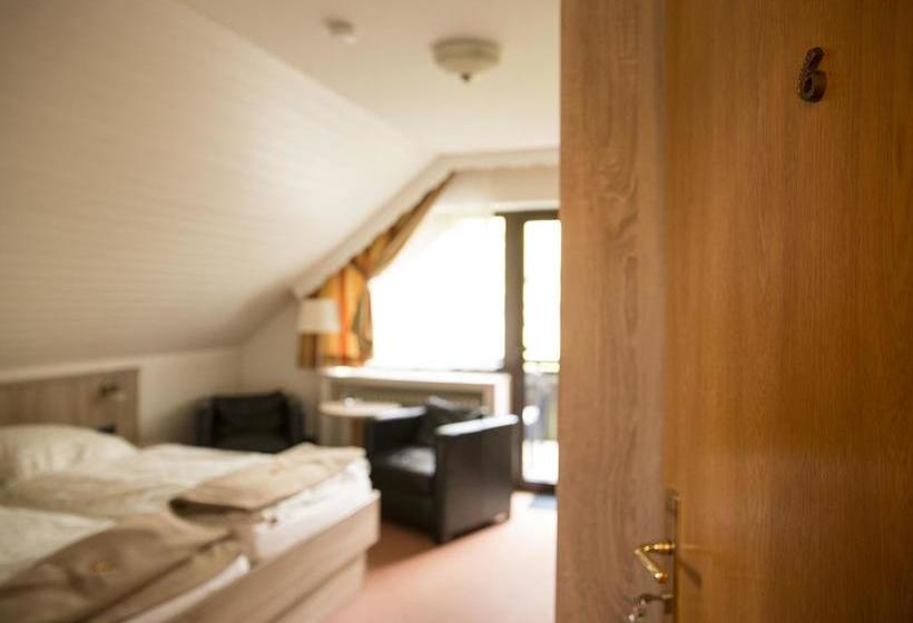 هتل Landhaus Fischer