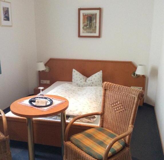 فندق Pension Bergkranz