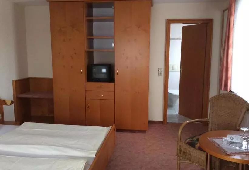 ホテル Pension Bergkranz
