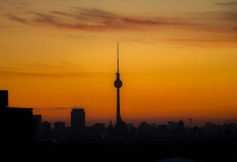 هتل Pension Freiraum Guesthouse Berlin