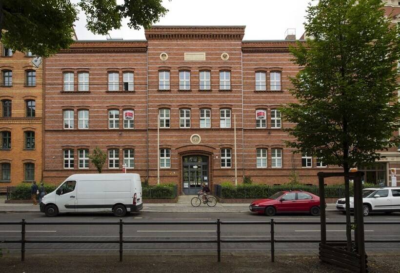 هتل Pension Freiraum Guesthouse Berlin