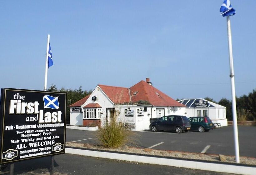 Hotelli The First And Last Pub