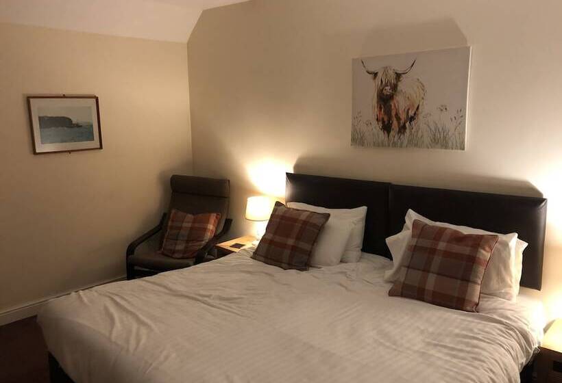 Hotelli The First And Last Pub