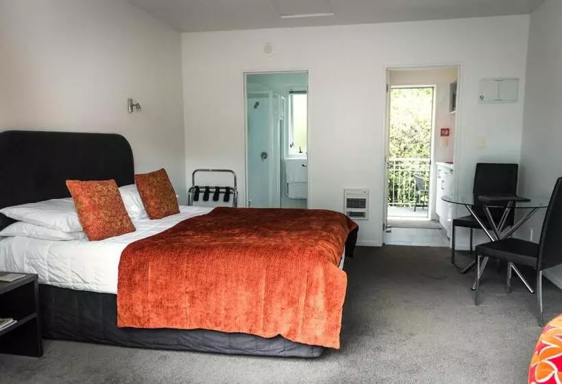 The Grange Motel