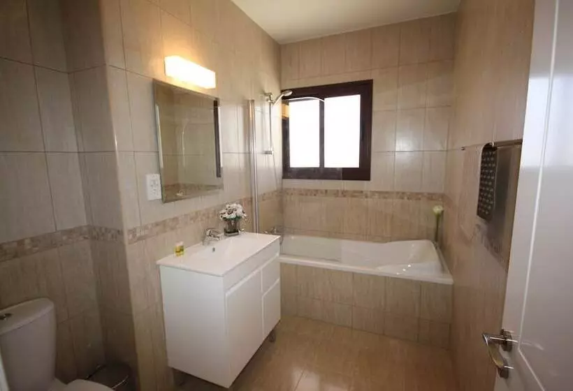 Vineland Sheromyli Villas