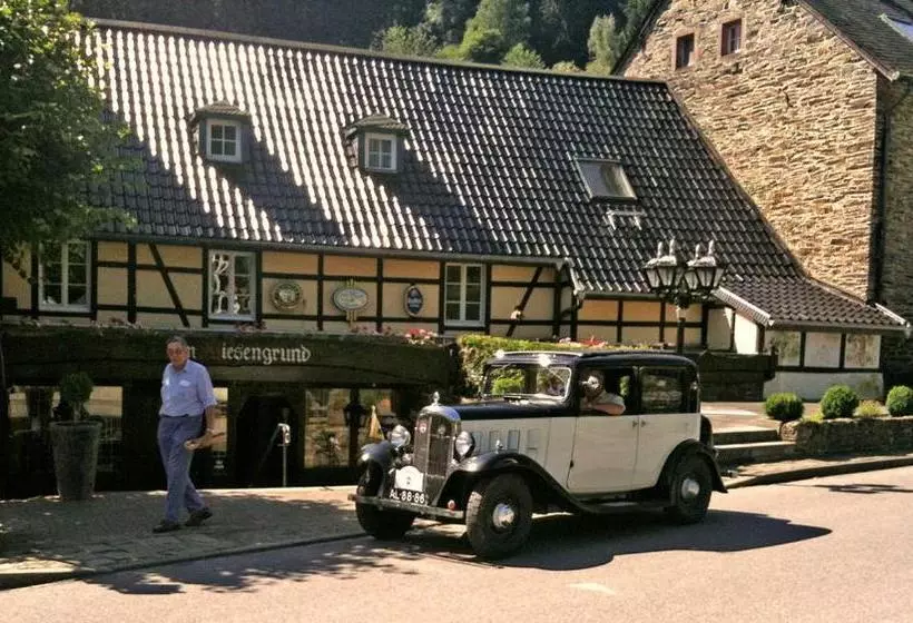 ホテル Wald Im Wiesengrund