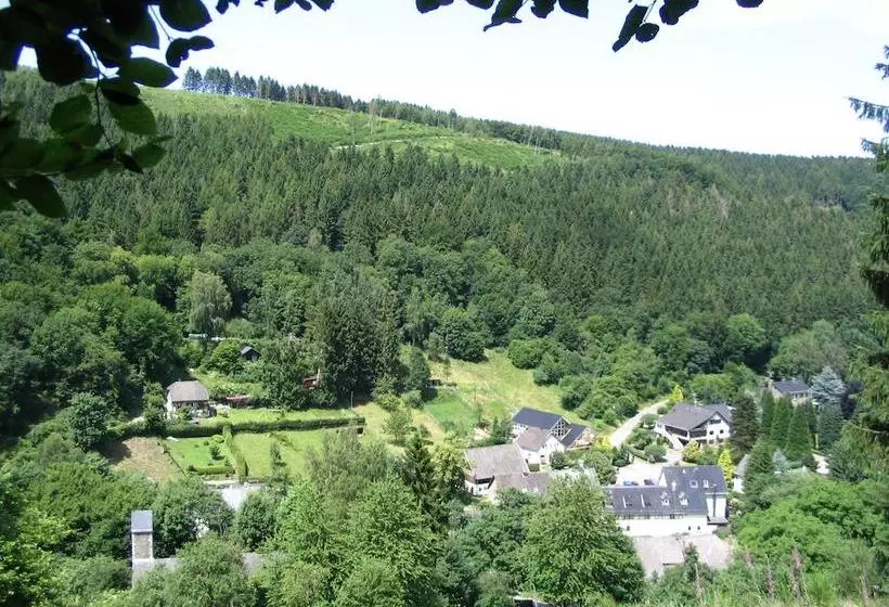 ホテル Wald Im Wiesengrund