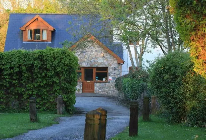 Aamiaismajoitus (B&B) Ballas Farm Country Guest House