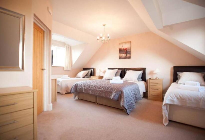 צימר Ballas Farm Country Guest House