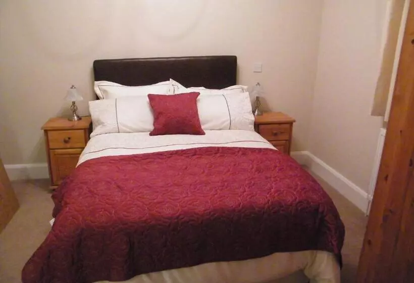 Aamiaismajoitus (B&B) Ballas Farm Country Guest House
