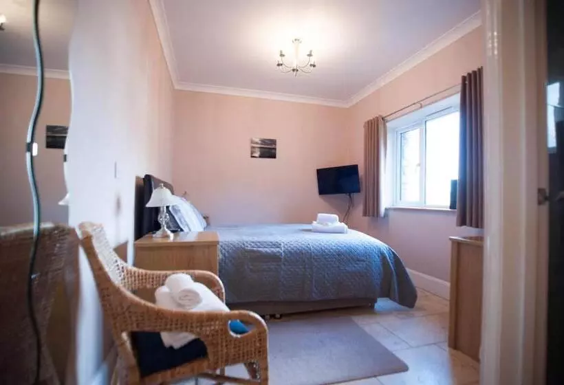 Aamiaismajoitus (B&B) Ballas Farm Country Guest House