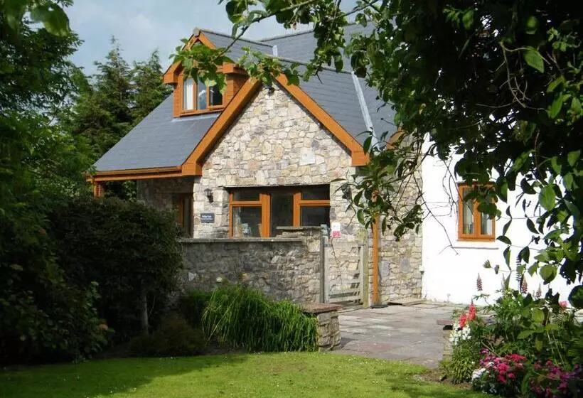 Aamiaismajoitus (B&B) Ballas Farm Country Guest House