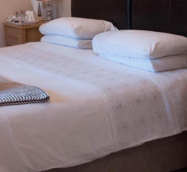 צימר Ballas Farm Country Guest House