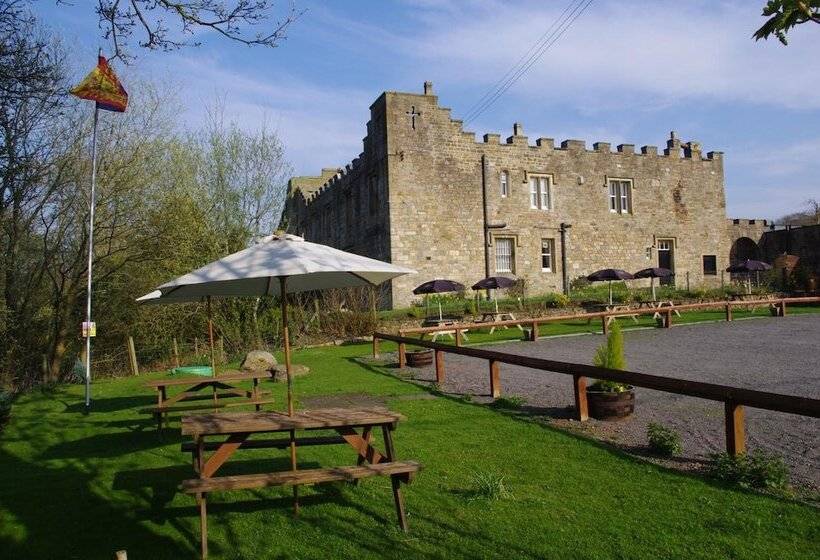 مبيت وإفطار Blenkinsopp Castle Inn