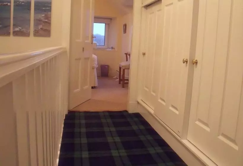 تختخواب و صبحانه Burnhead Farm