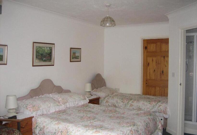 مبيت وإفطار Four Seasons Guest House