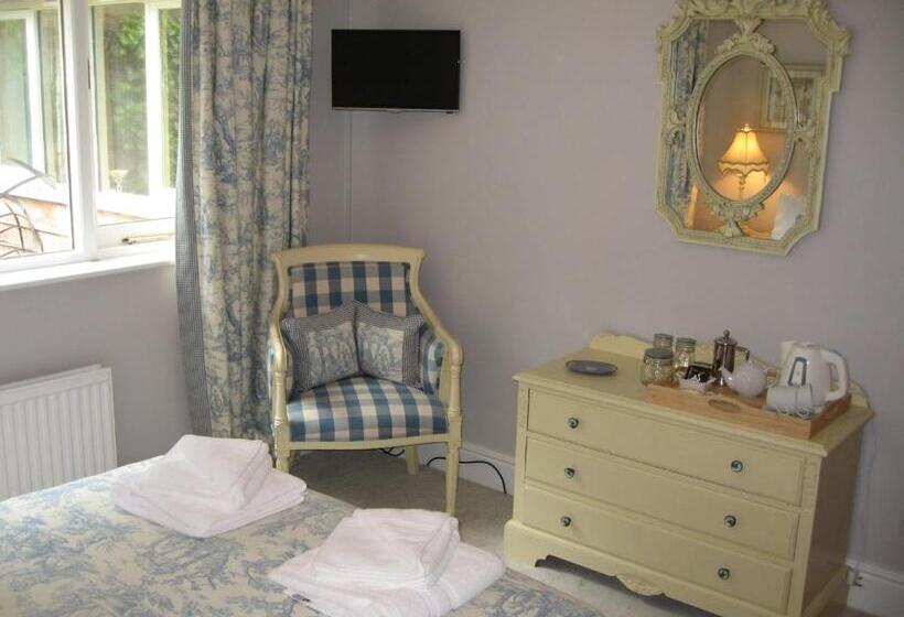 مبيت وإفطار Gardeners Cottage B And B