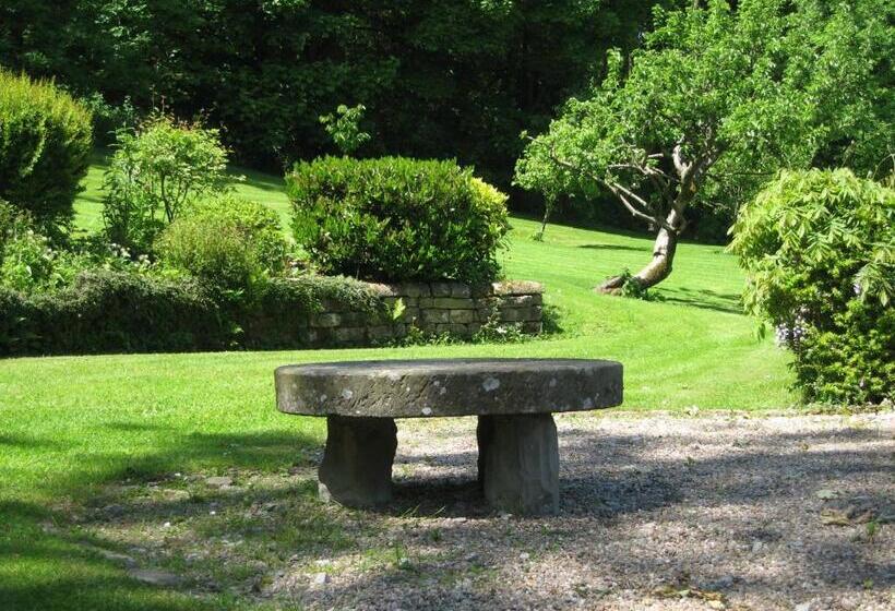 مبيت وإفطار Gardeners Cottage B And B