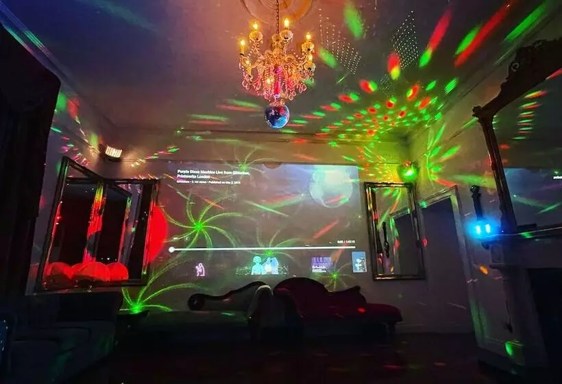 تختخواب و صبحانه Inch Schoolhouse   Event Residence