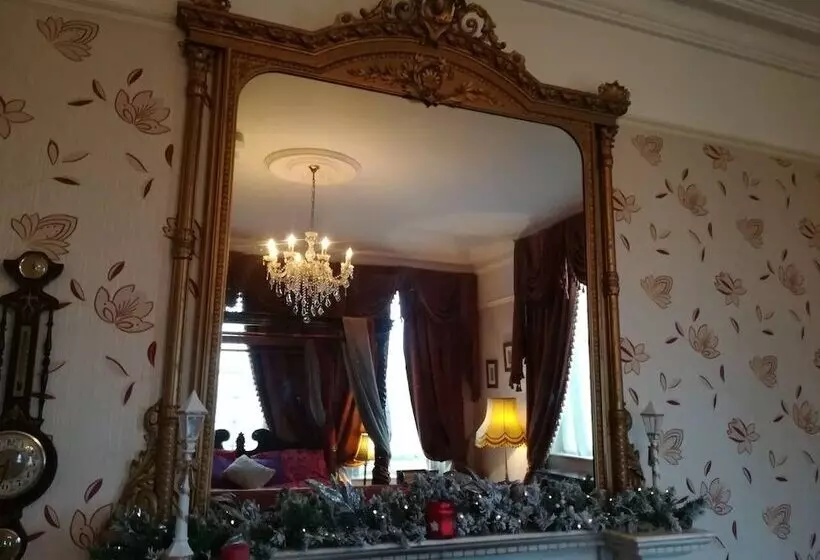 تختخواب و صبحانه Inch Schoolhouse   Event Residence