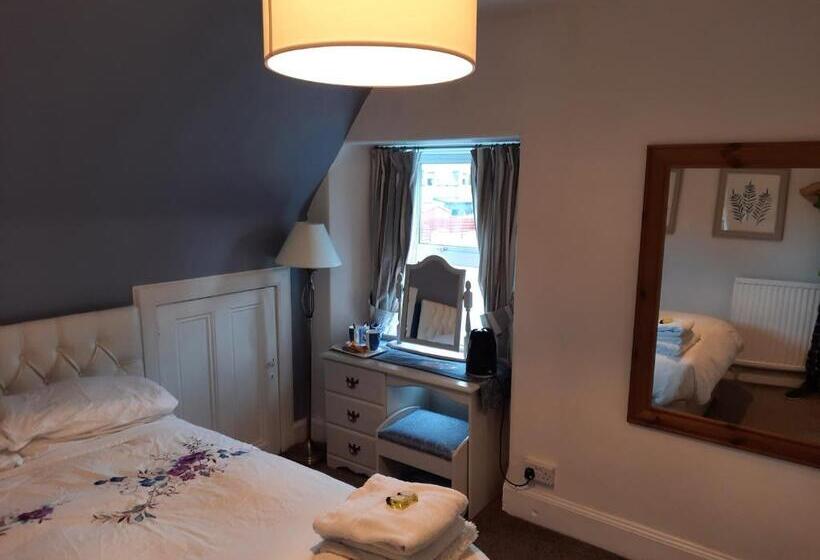 צימר Jacobite Rose