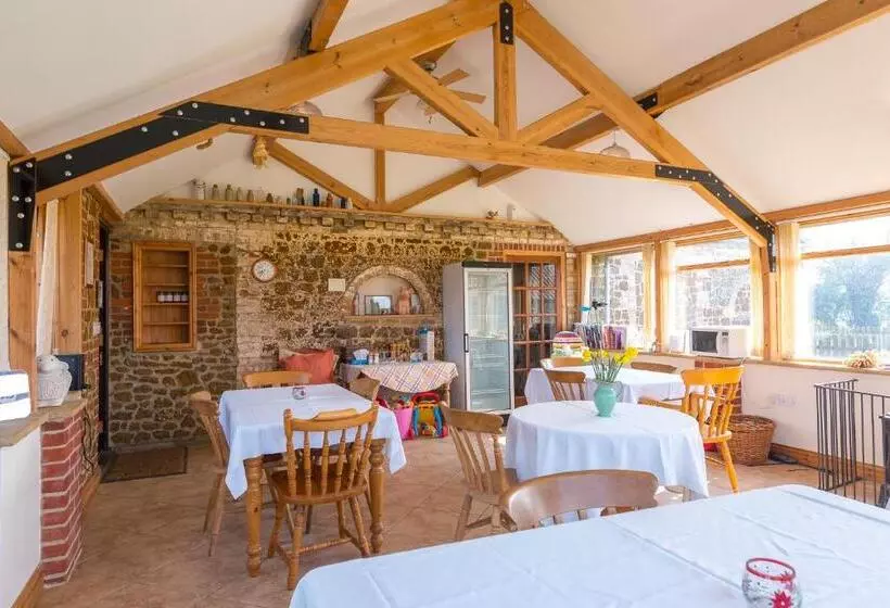 Aamiaismajoitus (B&B) Little Abbey Farm