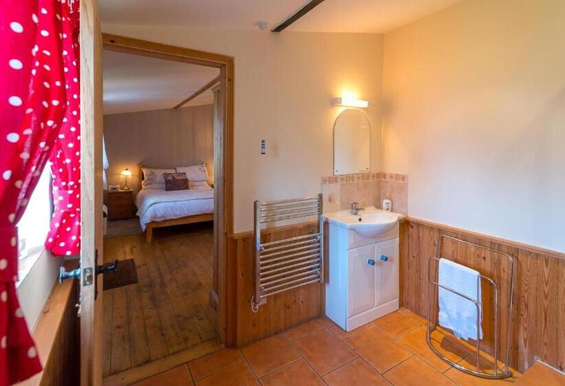 مبيت وإفطار Little Abbey Farm