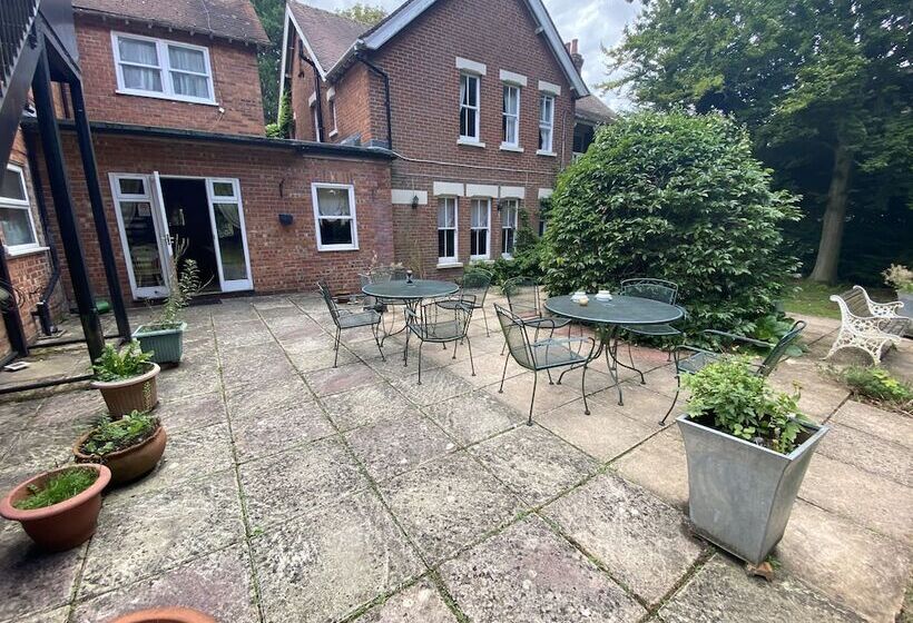 住宿加早餐  Pickwicks Guest House