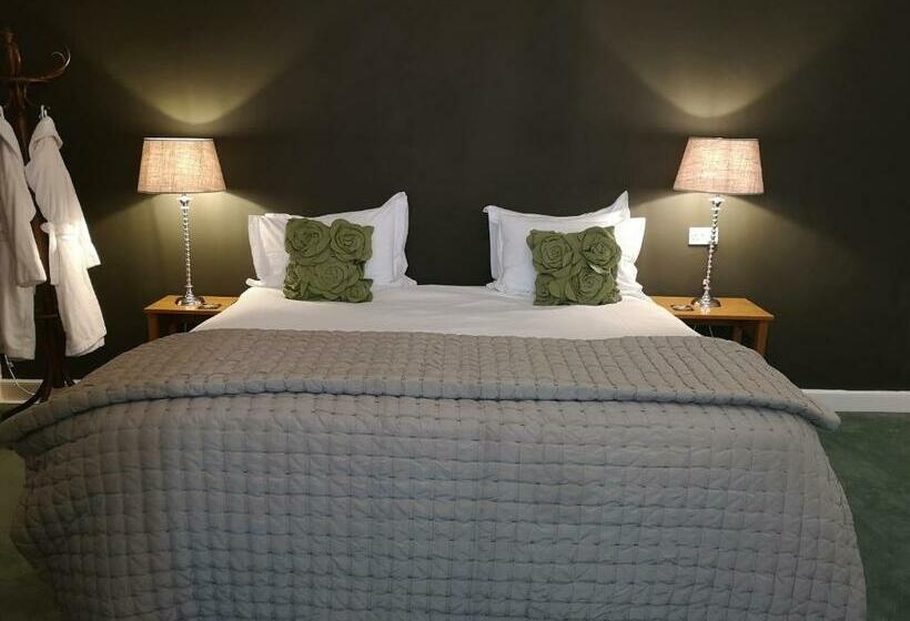 ベッドアンドブレックファースト The Priory