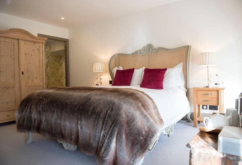 ベッドアンドブレックファースト The Priory