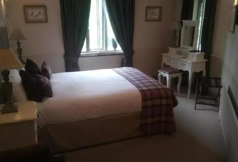 Aamiaismajoitus (B&B) The Red Lion Hawkshaw