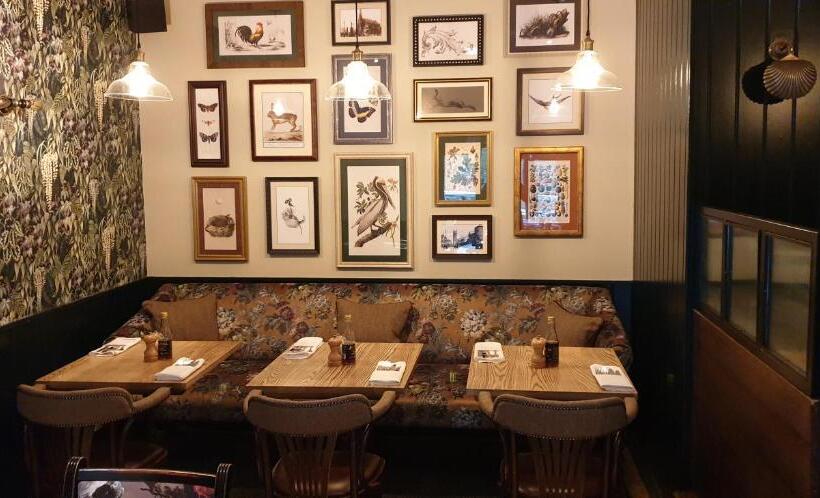 مبيت وإفطار The Red Lion Hawkshaw