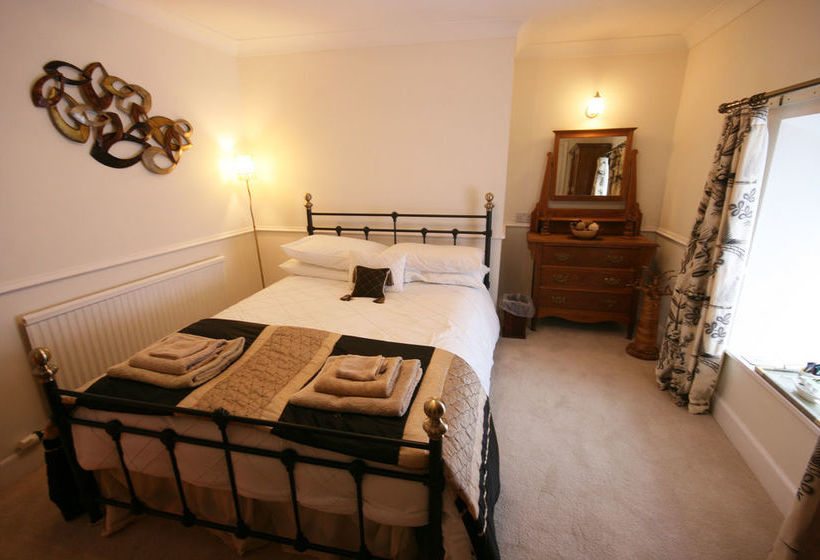 مبيت وإفطار Well House