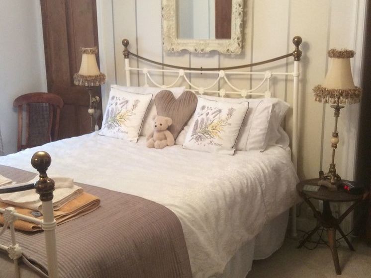 مبيت وإفطار Well House