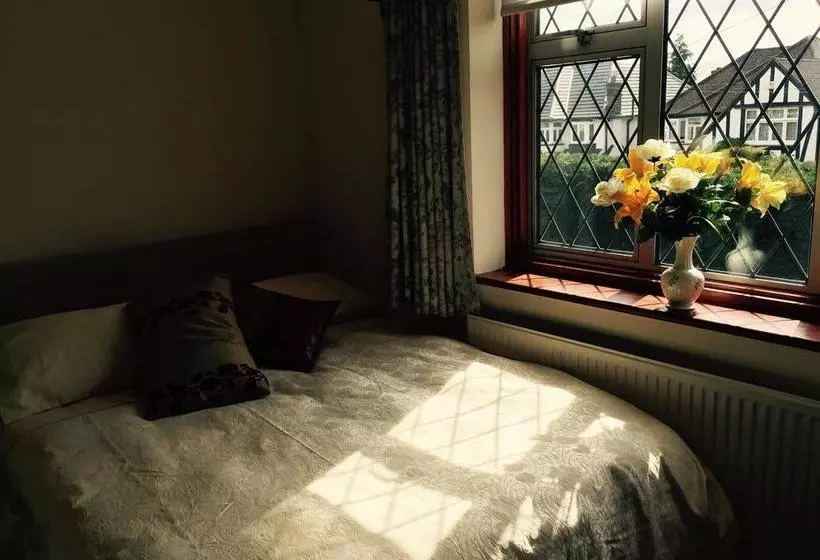 Edgware B&b