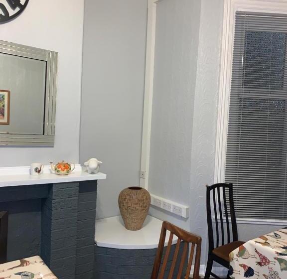 호텔 Brafferton Guest House