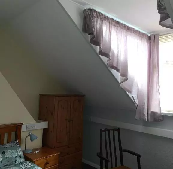 Hotelli Brafferton Guest House