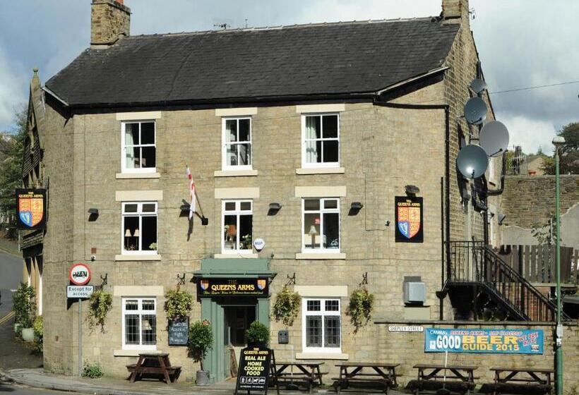 בית מלון כפרי Queens Arms Country Inn