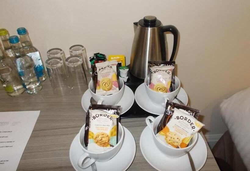 בית מלון כפרי Queens Arms Country Inn